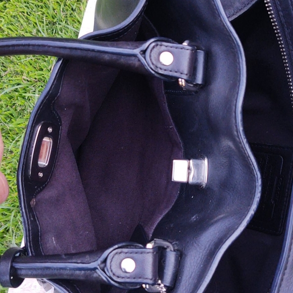 Coach Legacy Chelsea Leather Satchel Black - Picture 17 of 17